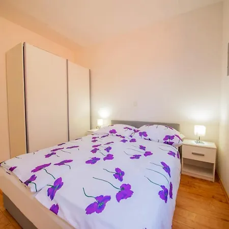 Modern In Vrsi, 45 M², Spacious Terrace Apartament *