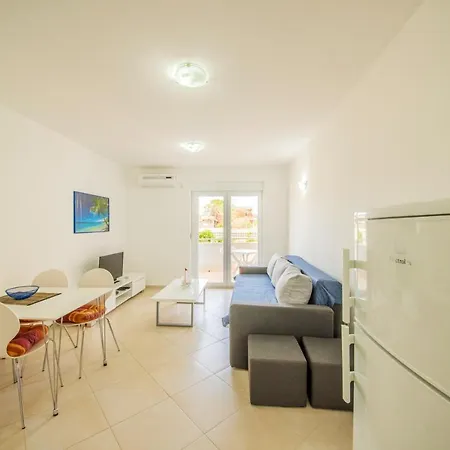 Apartment Modern In 45 M² Spacious Terrace