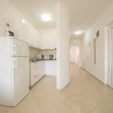 Modern In Vrsi, 45 M², Spacious Terrace Vrsi