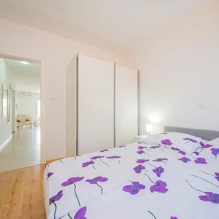 Modern In Vrsi, 45 M², Spacious Terrace *